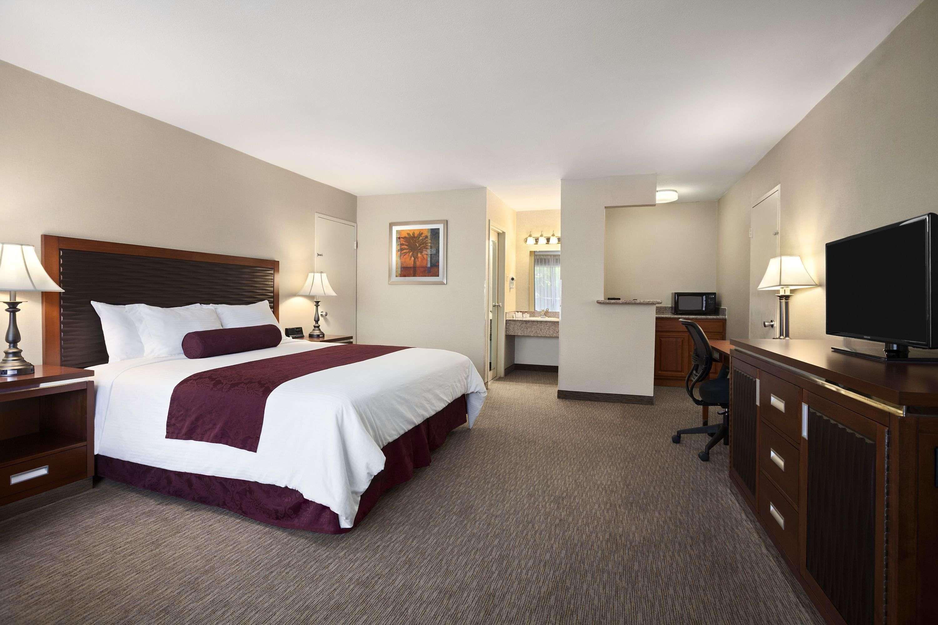 Ramada By Wyndham Sunnyvale/Silicon Valley Kültér fotó